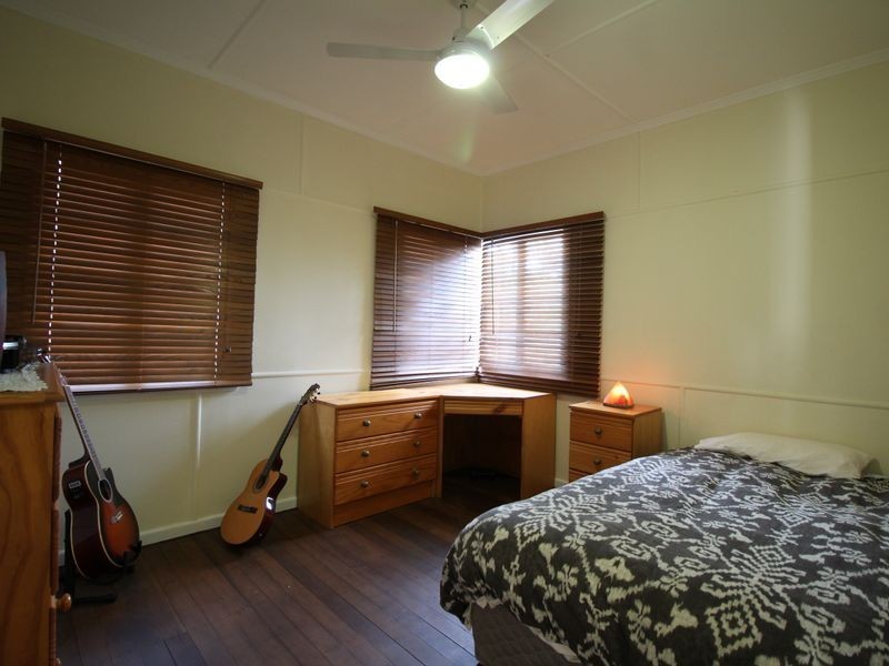 38 Howe Street, Esk QLD 4312