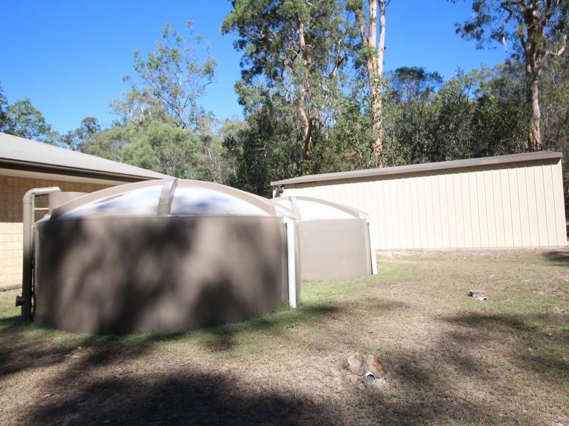 33 Gloucester Court, Mount Hallen QLD 4312