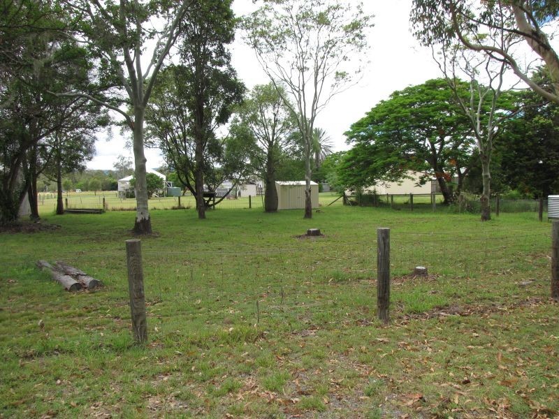 8 Cairnscroft Street, Toogoolawah QLD 4313