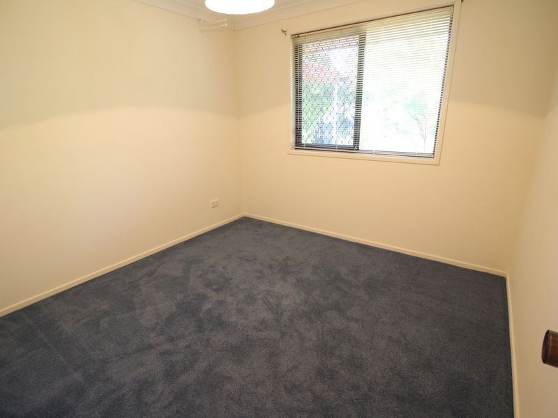 11 Elizabeth Street, Esk QLD 4312