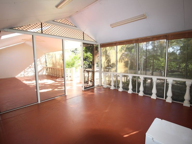 11 Elizabeth Street, Esk QLD 4312