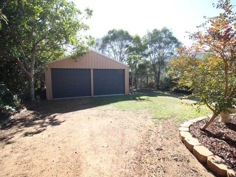 11 Elizabeth Street, Esk QLD 4312