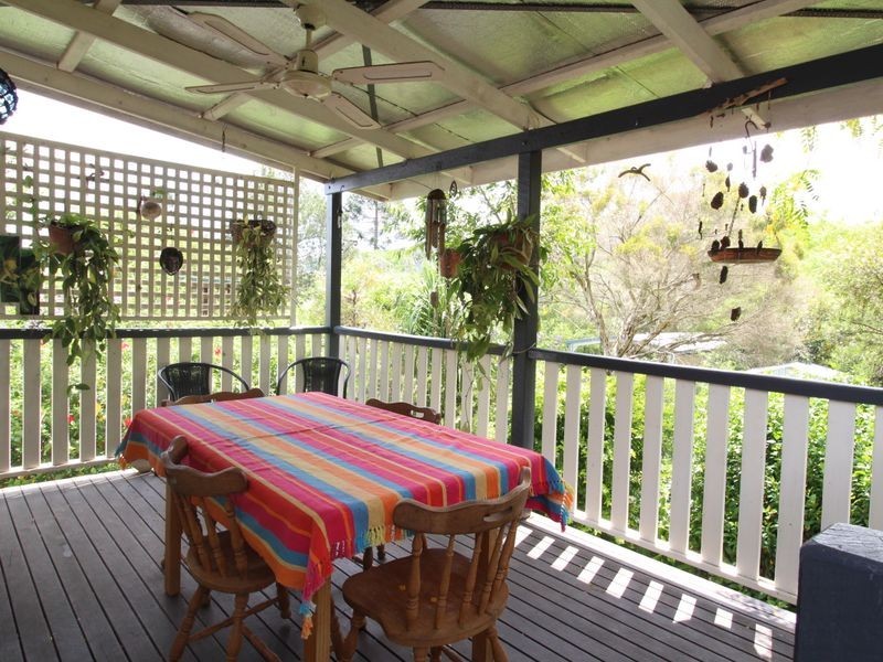 26 Down Street, Esk QLD 4312