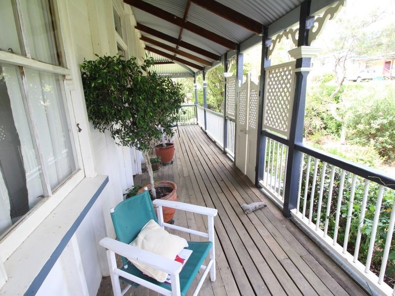 26 Down Street, Esk QLD 4312
