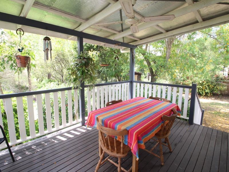 26 Down Street, Esk QLD 4312
