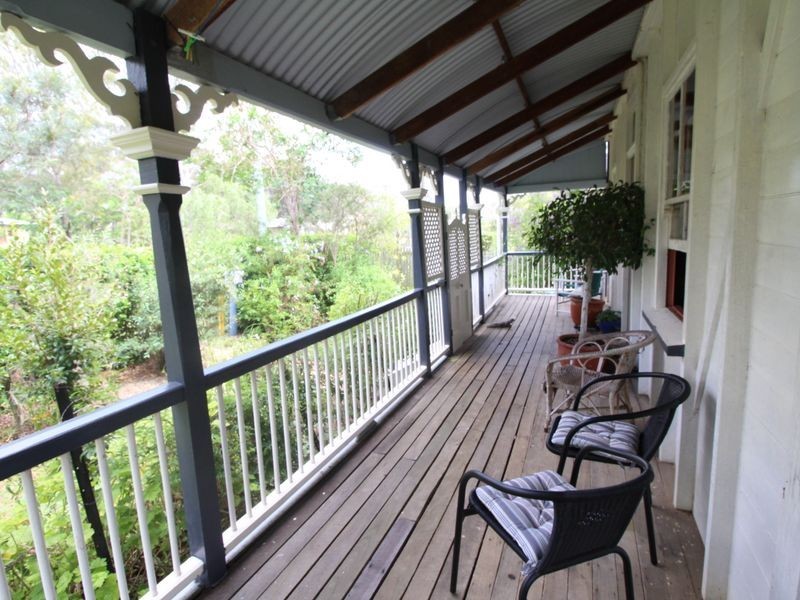 26 Down Street, Esk QLD 4312