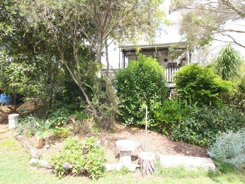 26 Down Street, Esk QLD 4312