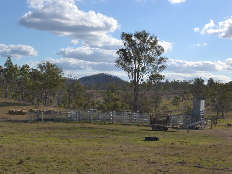 633 Esk Crows Nest Road, Esk QLD 4312