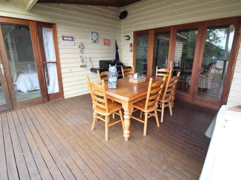 7 Second Avenue, Somerset Dam QLD 4312