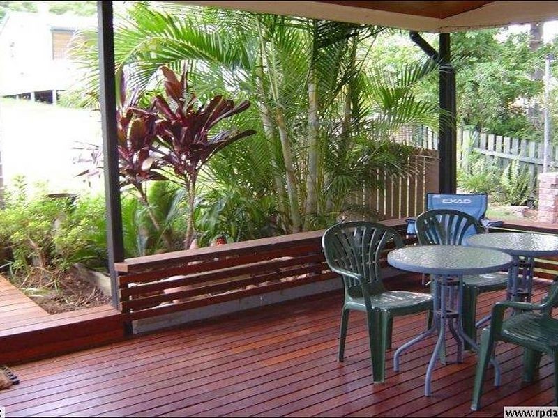 7 Second Avenue, Somerset Dam QLD 4312