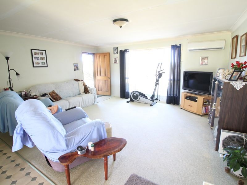 29 Kelly Road, Spring Creek QLD 4343