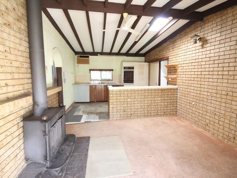 91 Pine Crescent, Esk QLD 4312