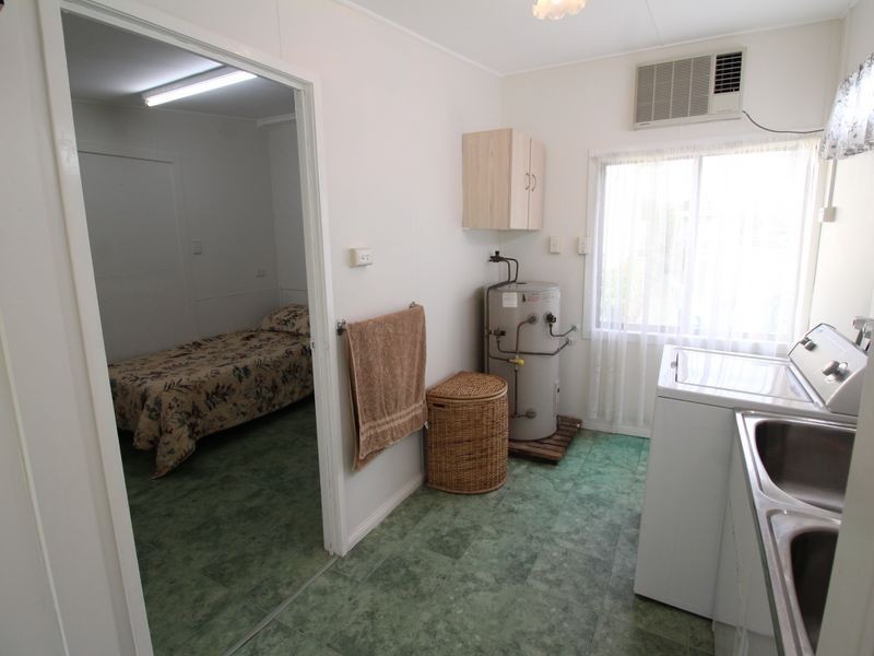 15 Russell Street, Esk QLD 4312