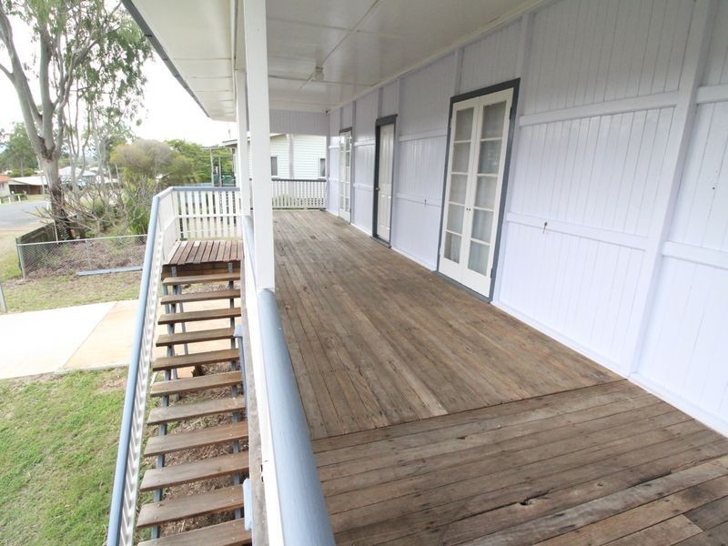 70 Dingyarra Street, Toogoolawah QLD 4313