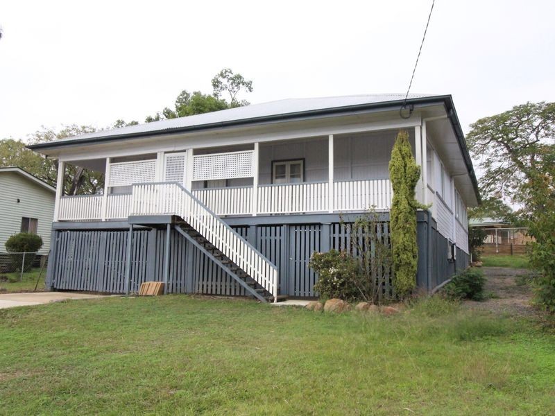 70 Dingyarra Street, Toogoolawah QLD 4313
