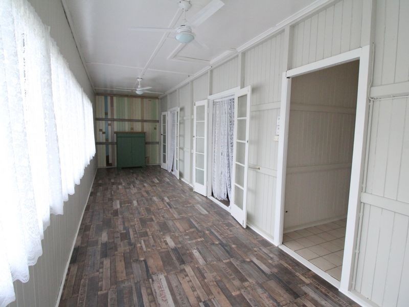 70 Dingyarra Street, Toogoolawah QLD 4313