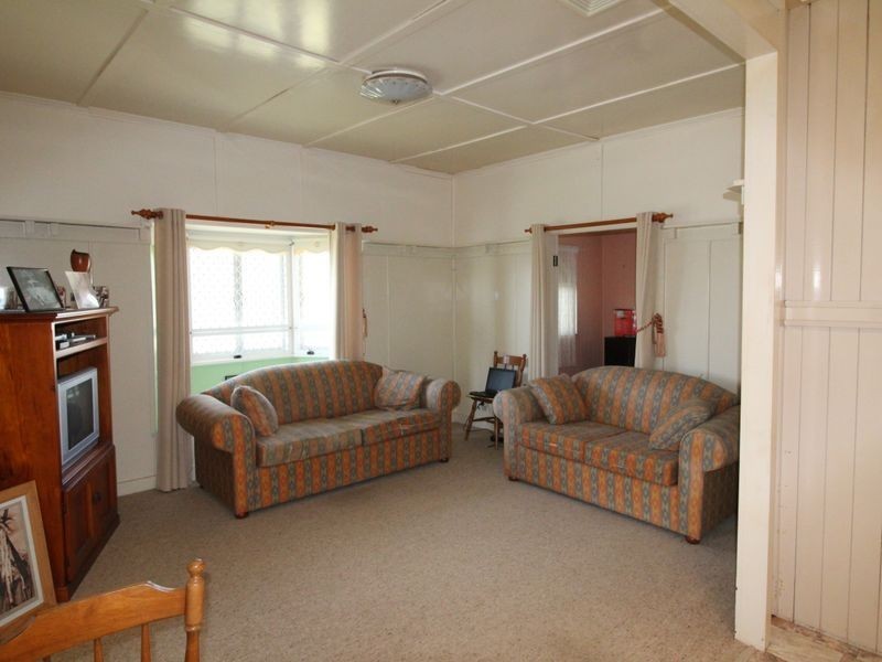 59 Fulham Street, Toogoolawah QLD 4313