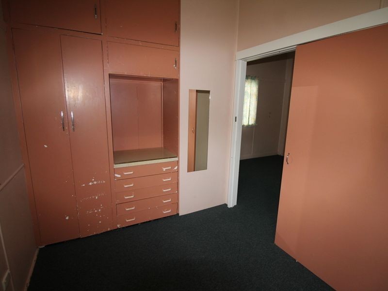 73 Middle Street, Esk QLD 4312