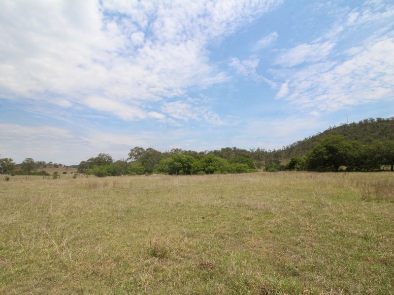 8247 D’Aguilar Highway, Moore QLD 4306