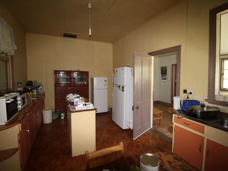 8247 D’Aguilar Highway, Moore QLD 4306