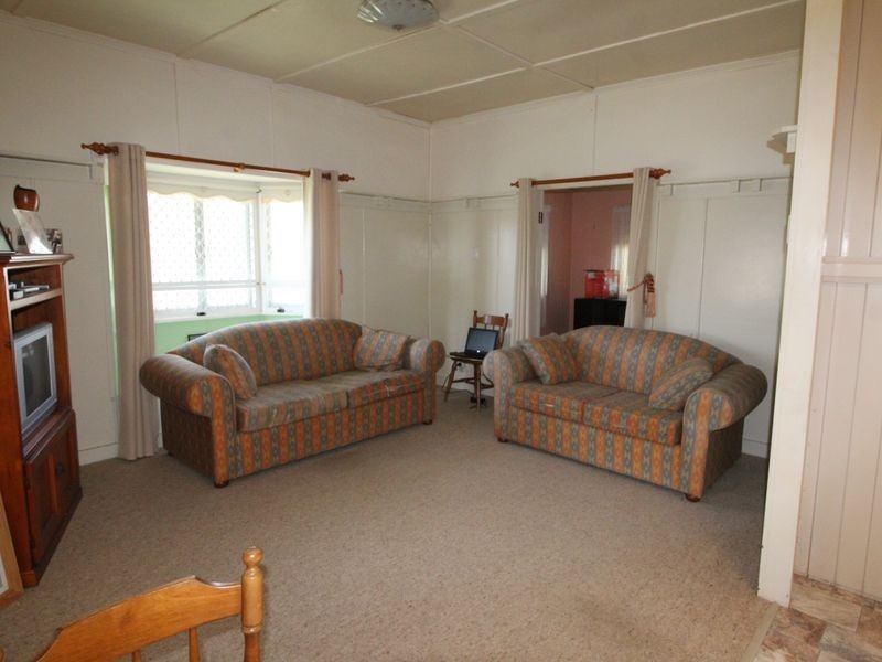 59 Fulham Street, Toogoolawah QLD 4313