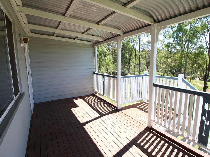 205 Highland Street, Esk QLD 4312