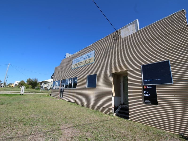 11 Cairnscroft Street, Toogoolawah QLD 4313