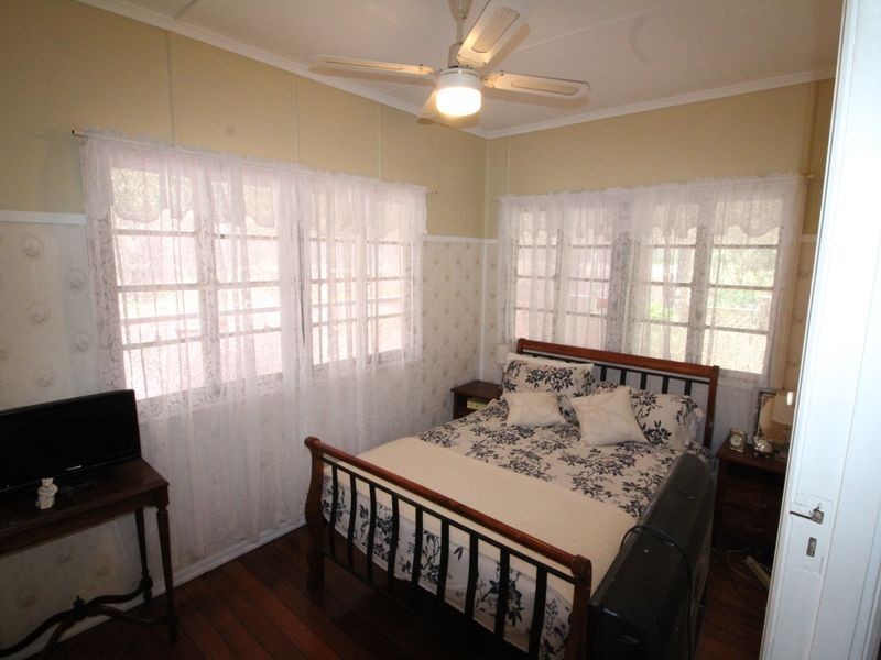 106 Dunlop Road, Esk QLD 4312