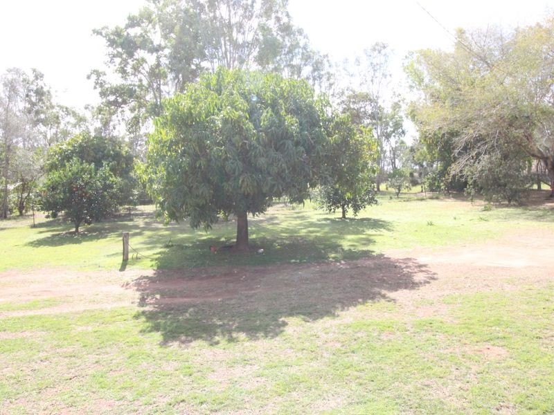106 Dunlop Road, Esk QLD 4312