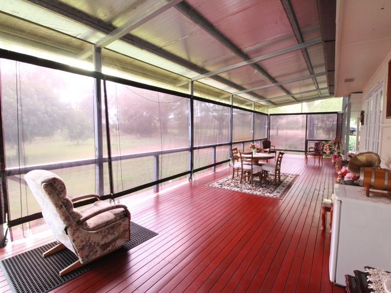 106 Dunlop Road, Esk QLD 4312