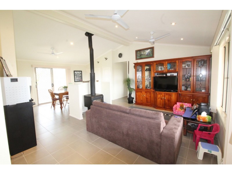 2985 Wivenhoe Somerset Road, Somerset Dam QLD 4312