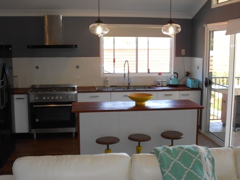 22 George Street, Somerset Dam QLD 4312