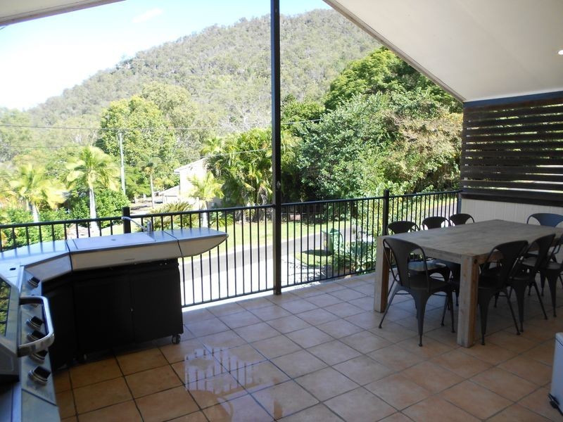 22 George Street, Somerset Dam QLD 4312