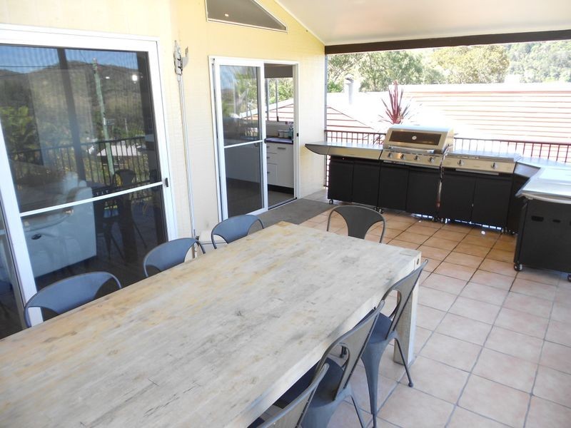 22 George Street, Somerset Dam QLD 4312