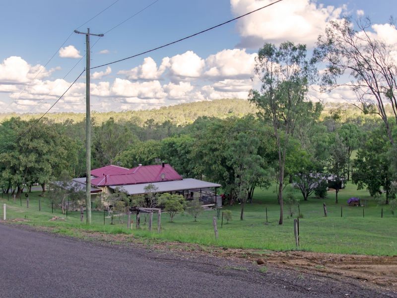 2 Alpine Court, Esk QLD 4312