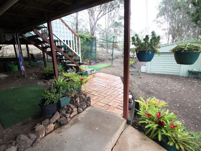 33 Elizabeth Street, Esk QLD 4312