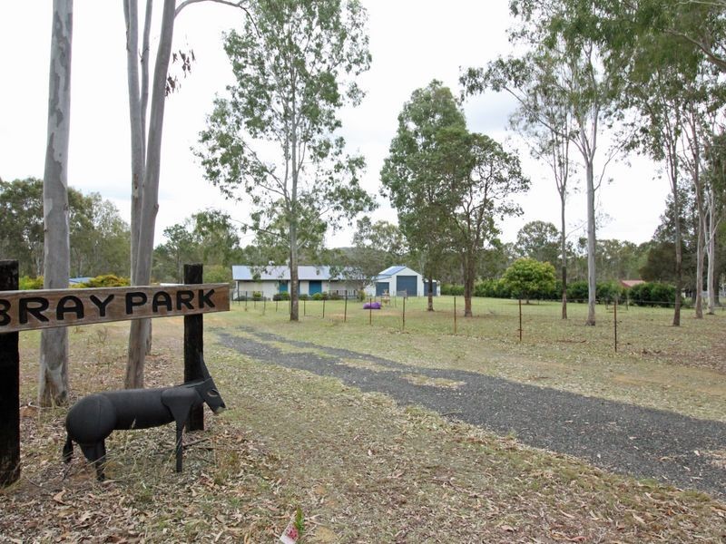 112 Dunlop Road, Esk QLD 4312