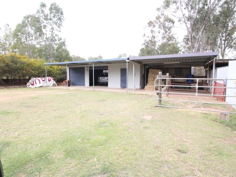 112 Dunlop Road, Esk QLD 4312