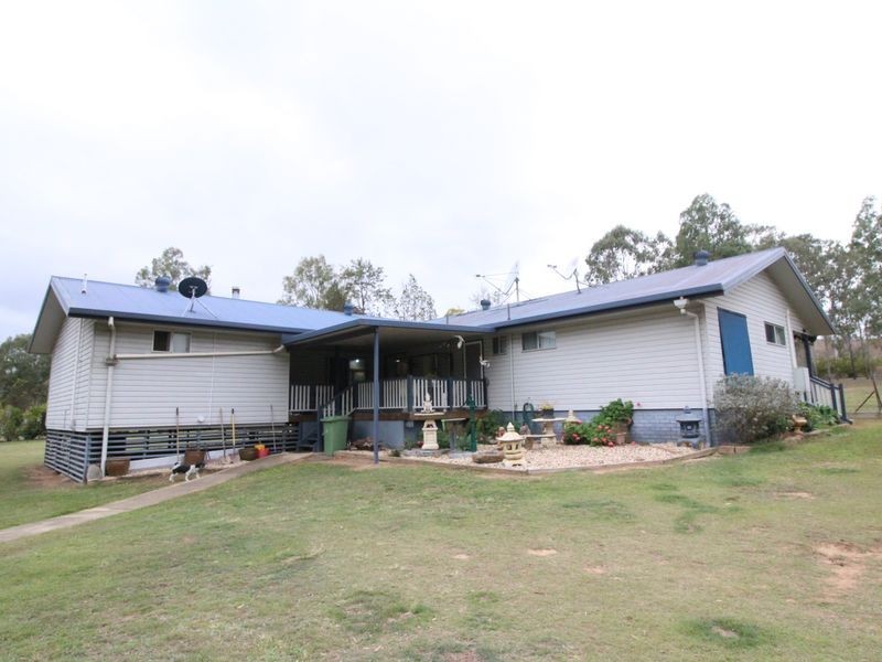 112 Dunlop Road, Esk QLD 4312