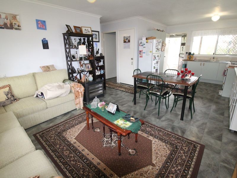 33 Elizabeth Street, Esk QLD 4312