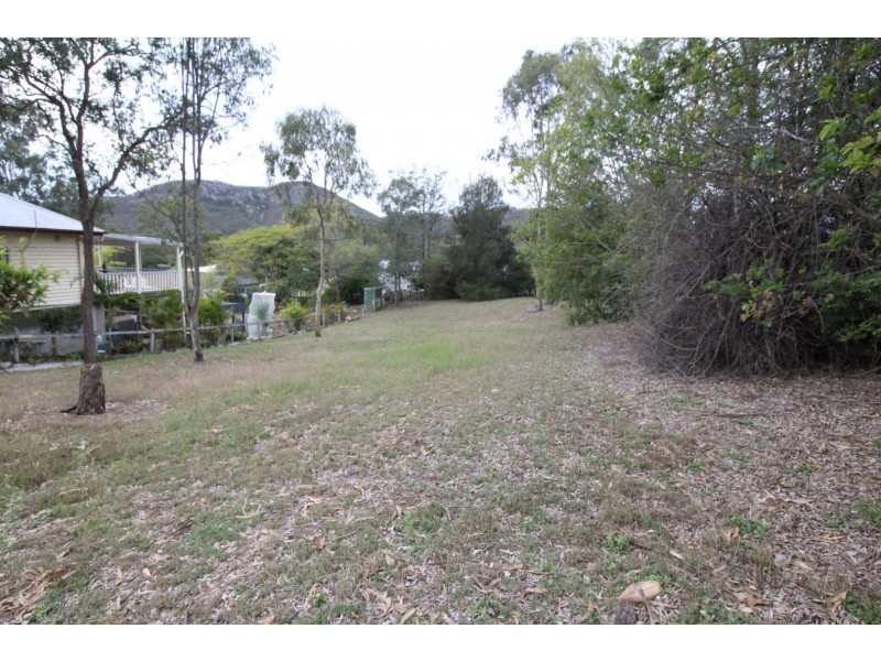 30 Mack Street, Esk QLD 4312