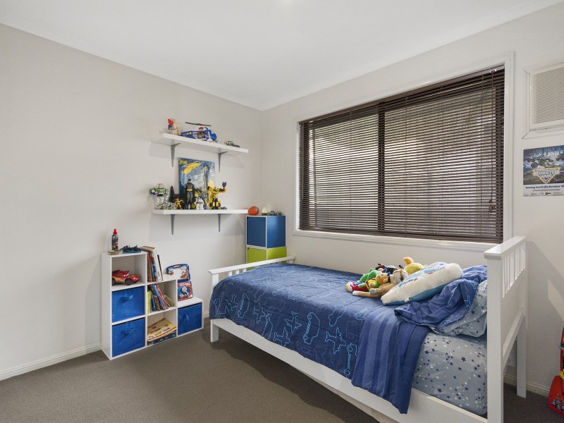 80 Mackenzie Lane, Redbank Creek QLD 4312