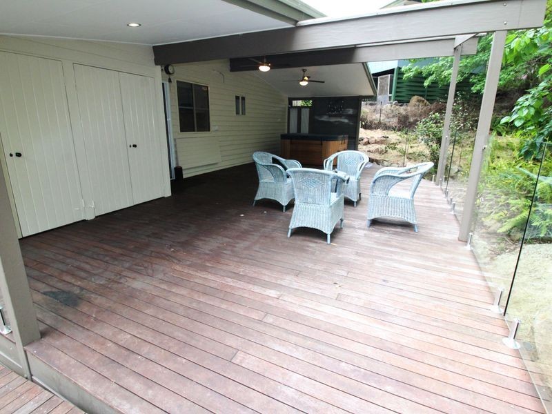 7 Gully Street, Somerset Dam QLD 4312