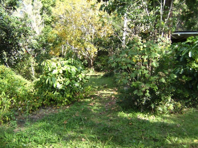 29 Fifth Avenue, Somerset Dam QLD 4312