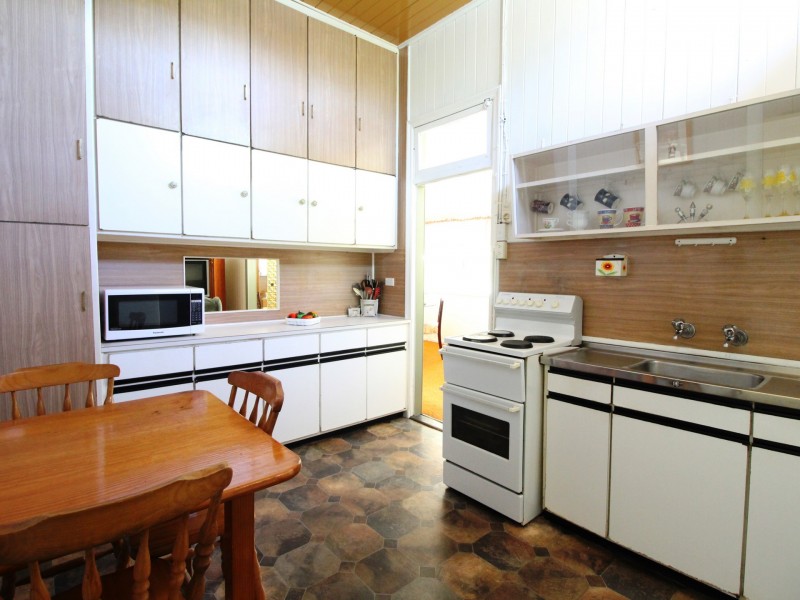 17 Dingyarra Street, Toogoolawah QLD 4313