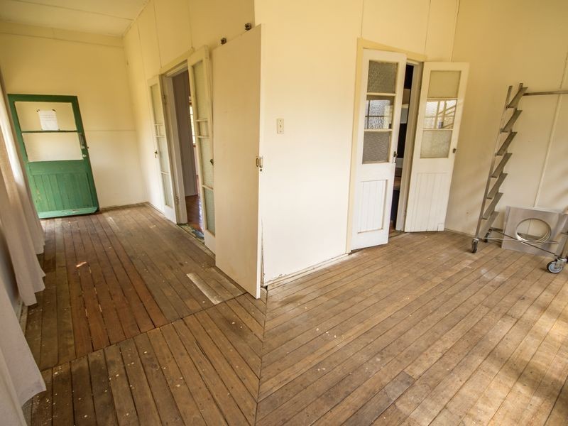 196 Ipswich Street, Esk QLD 4312