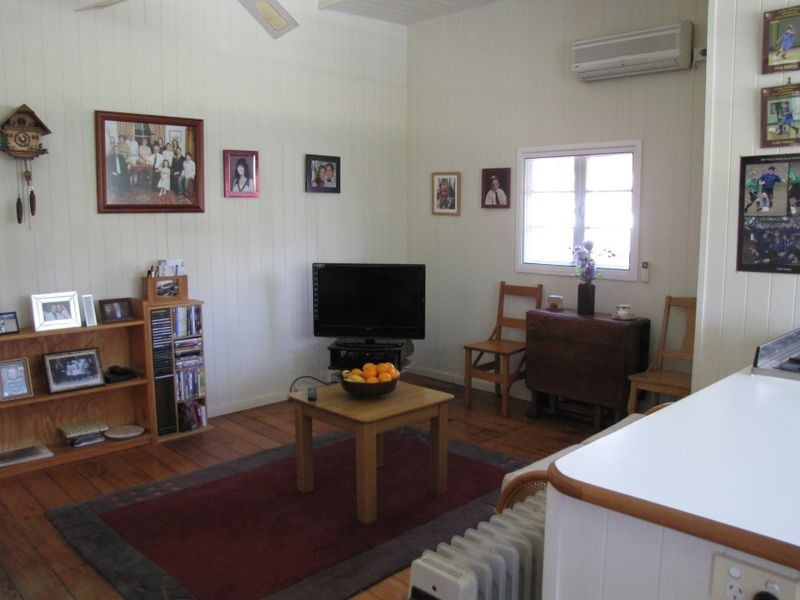35 Cecily Rd, Esk QLD 4312