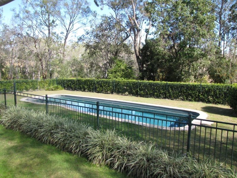35 Cecily Rd, Esk QLD 4312
