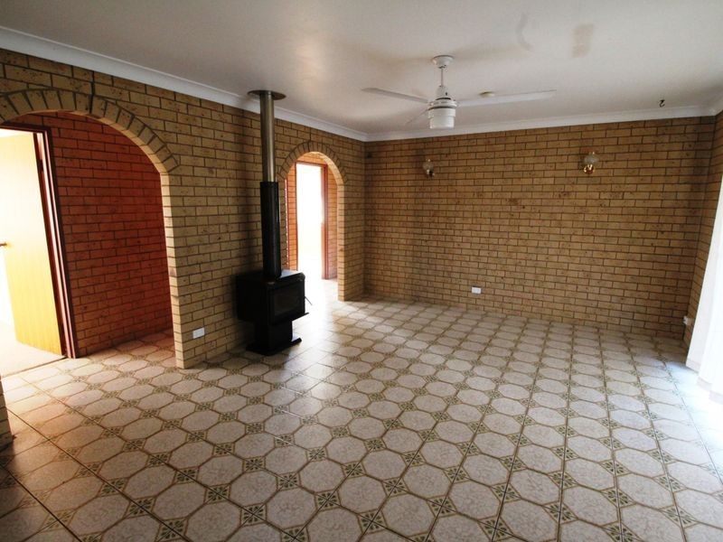 79 Eskdale Road, Toogoolawah QLD 4313