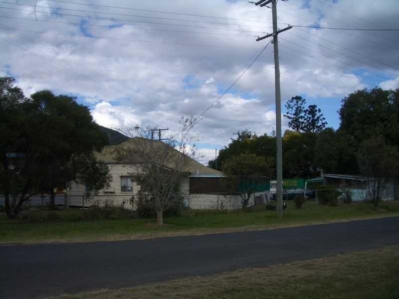 238 Ipswich Street, Esk QLD 4312